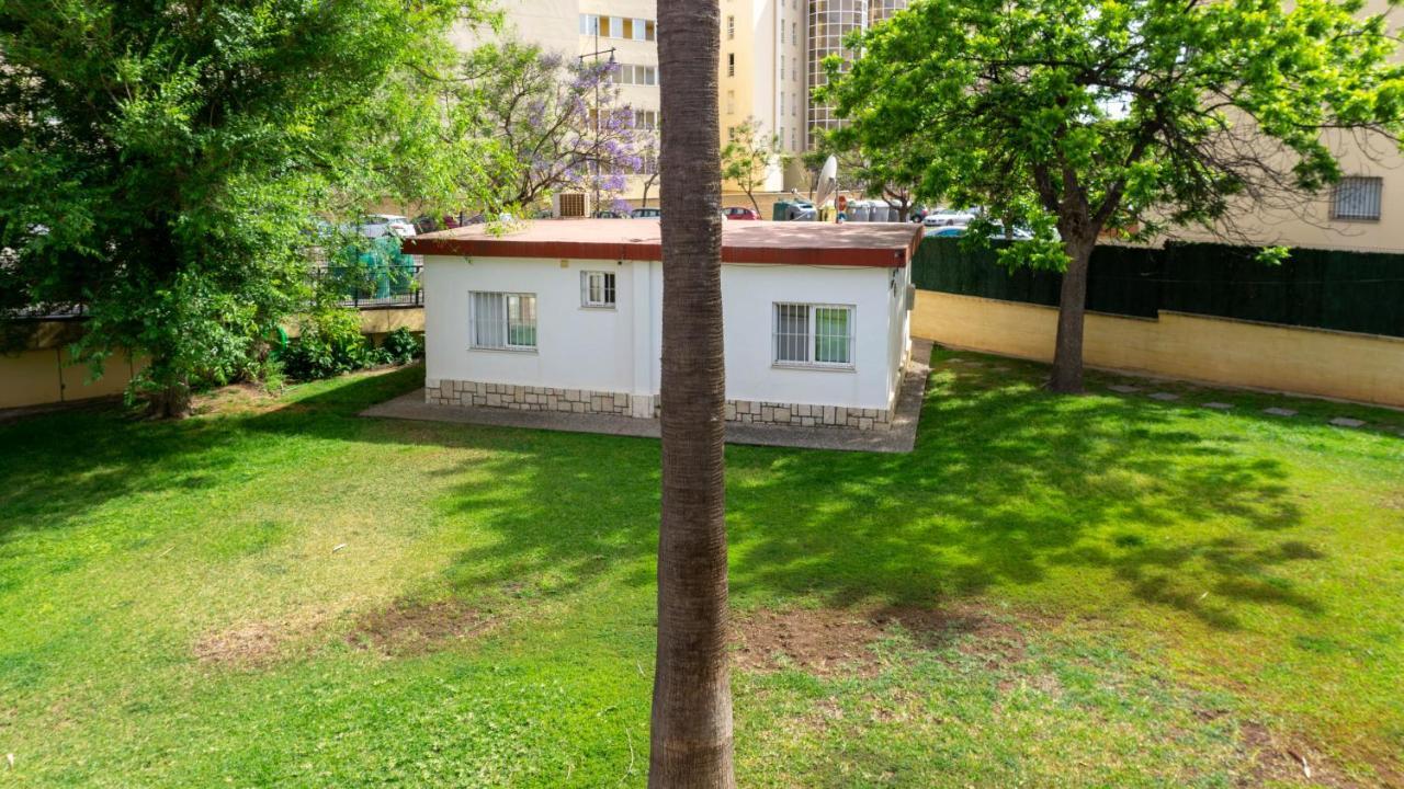 Bahamonte Apartment Beach Малага Экстерьер фото